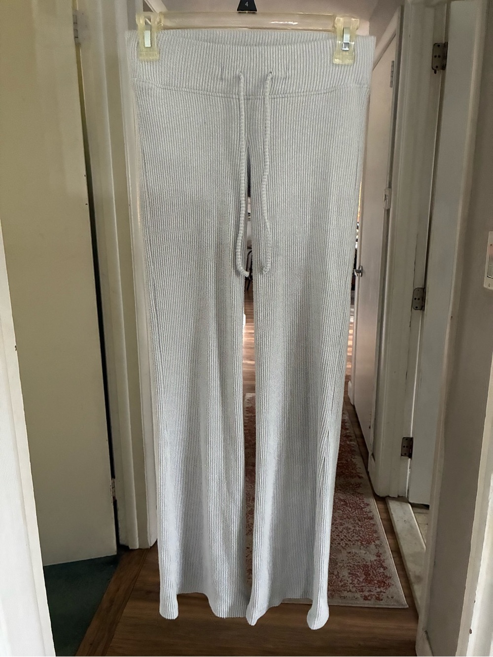 Hollister White Ribbed Wide-Leg Knit Pants
